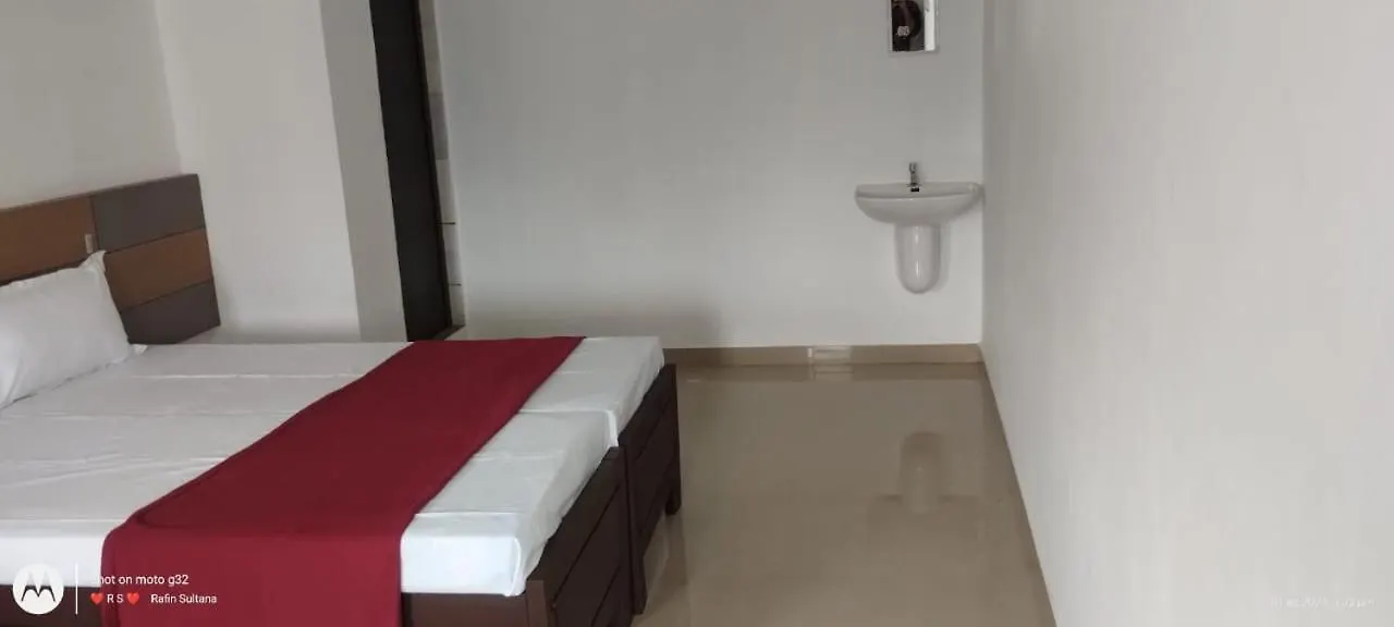 Almas Lodging Hotel Nadapuram 0*,