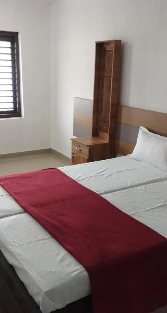 Almas Lodging Hotel Nadapuram India