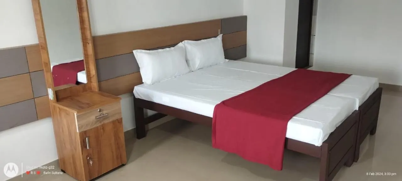 Almas Lodging Hotel Nadapuram