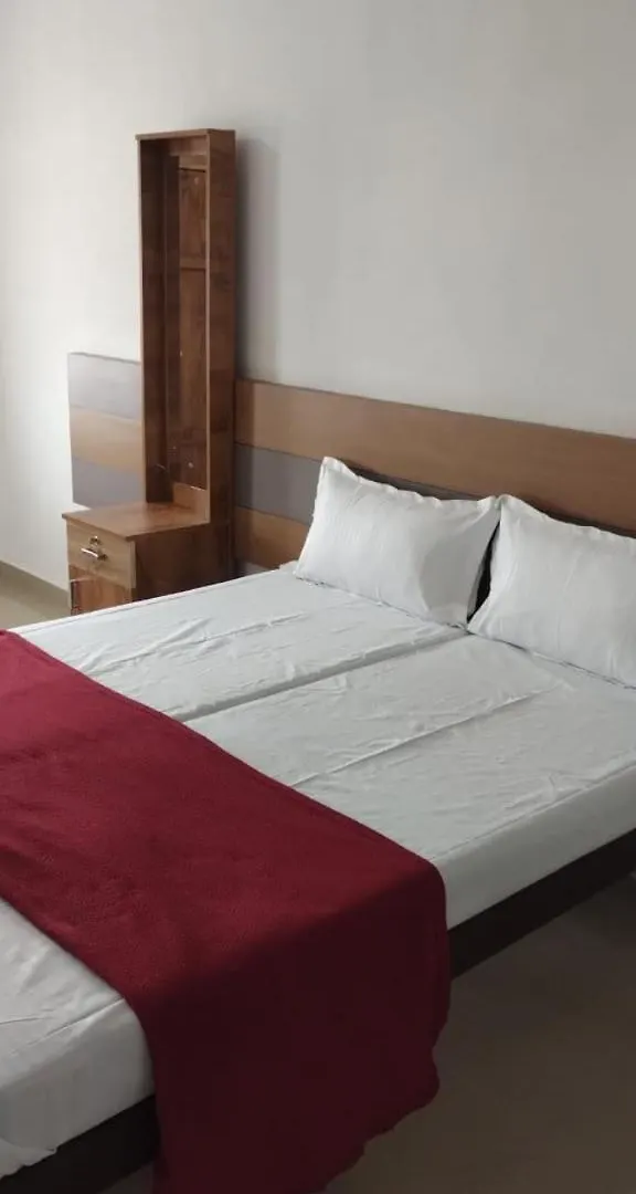 Almas Lodging Hotel Nadapuram 0*,  India