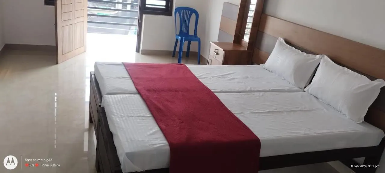 Guest house Almas Lodging Hotel Nadapuram India
